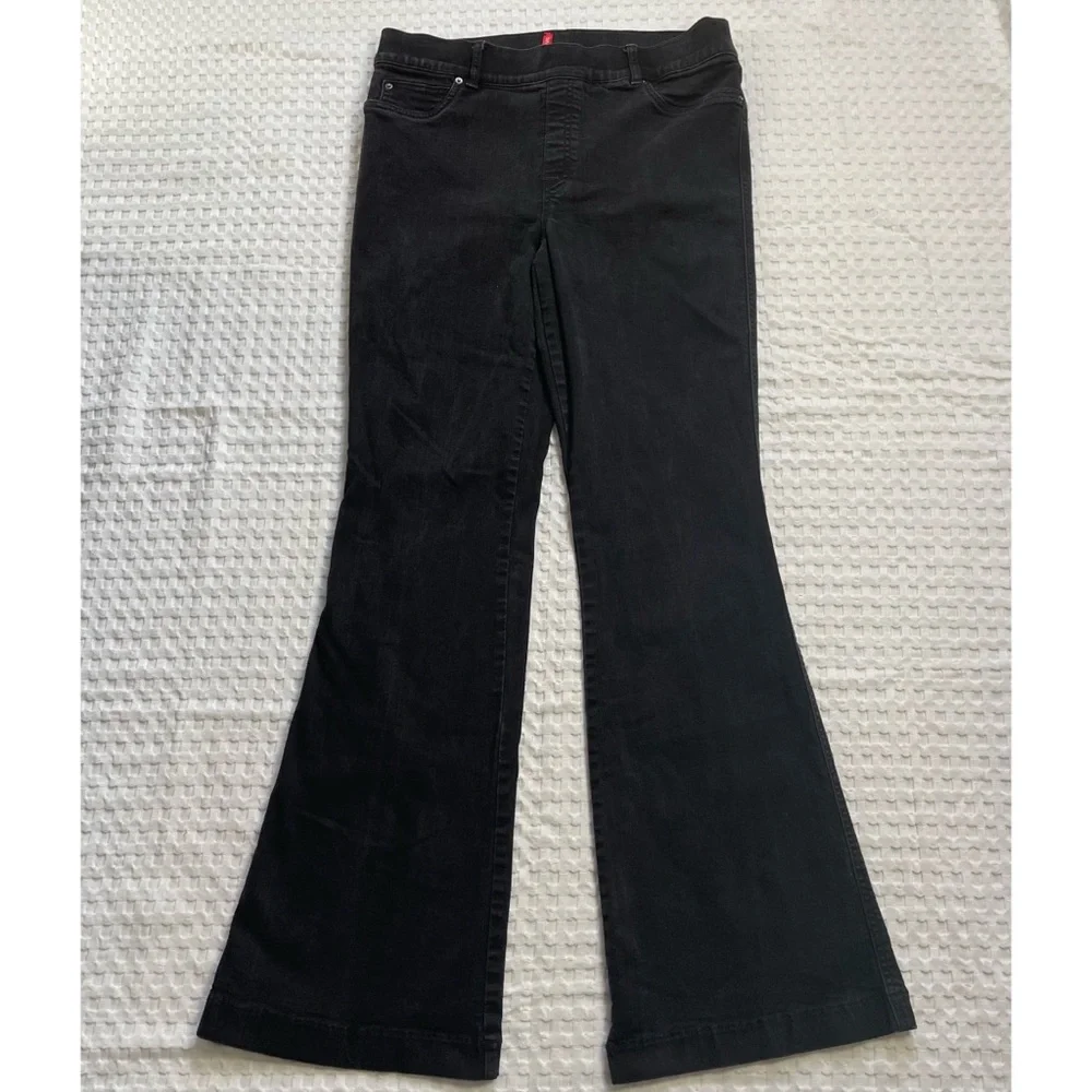 Spanx‎ Flare Jeans XL Women’s High Rise Stretch Slimming Distressed Black